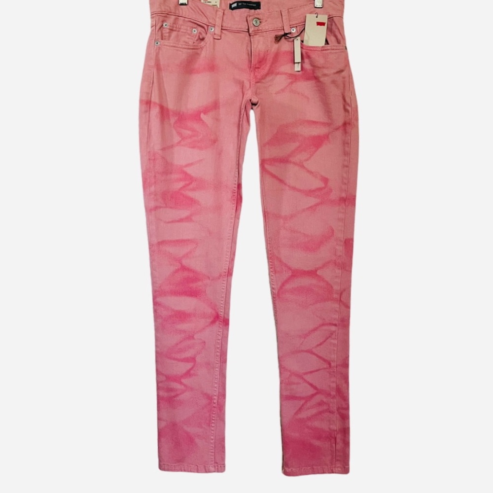 NWT Levi’s 524 Wavy Tye Dye Low Rise Jeans